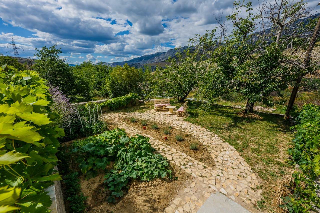 Holiday Home Cherry Tree Žrnovnica Eksteriør billede