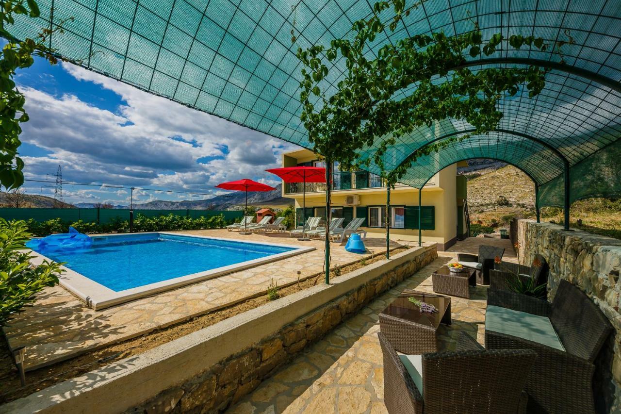 Holiday Home Cherry Tree Žrnovnica Eksteriør billede